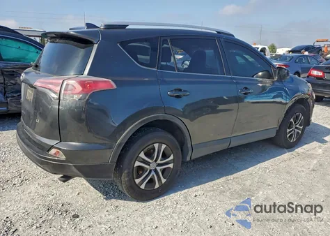 2016 Toyota Rav4 Le z USA, uszkodzony, nr VIN JTMZFREV6GD091308